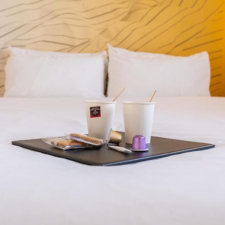 B&B Hotel Paris Meudon Velizy Exterior photo